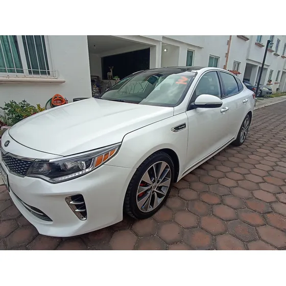 Kia Optima 2.0 L Turbo Gdi Sxl At