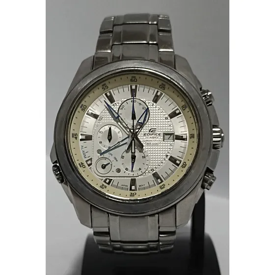Reloj Casio Edifice Alarma Y Cronógrafo Ef-545 Plateado Plateado Blanco