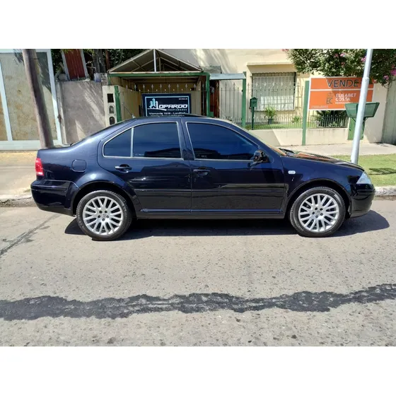 Volkswagen Bora 1.8 Highline T 180cv Tiptronic