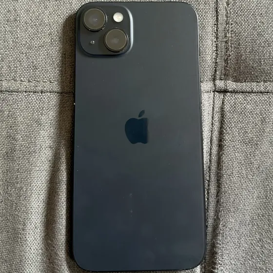 Apple iPhone 15 Plus (128 Gb) - Rosa