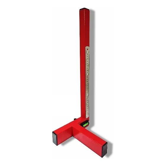 Apruma-fácil (nível, Prumo, Esquadro E Régua) Na Obra Civil Vermelho