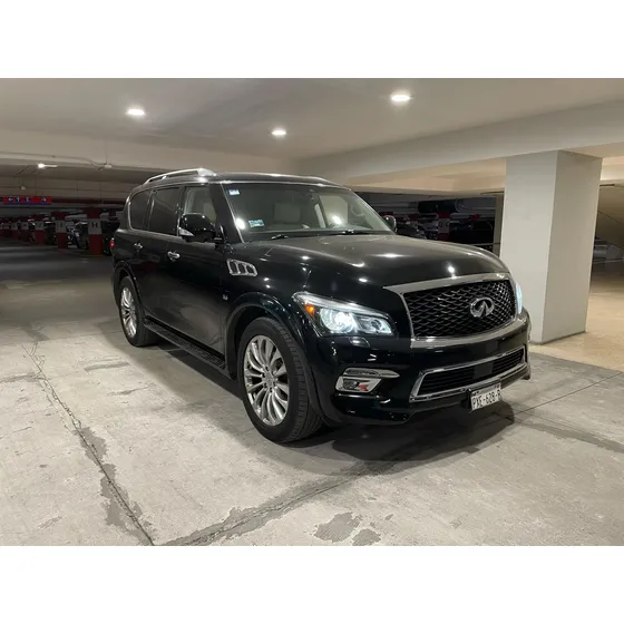 Infiniti Qx80 5.6 7 Pasajeros At