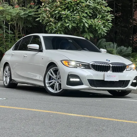 BMW Serie 3 2020 330i Sportline