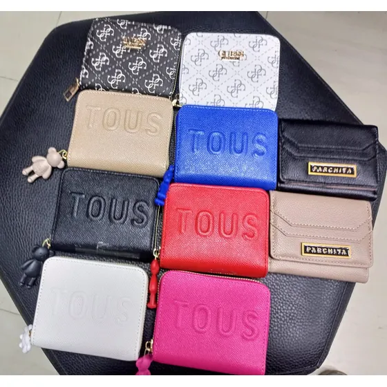 Monederos Parchita Guess