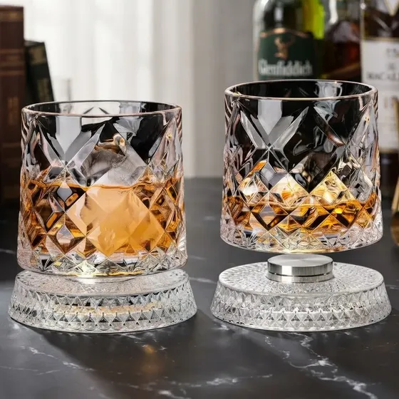 Jogo De Copos Giratórios Para Whisky Clear