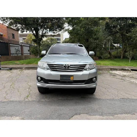 Toyota Fortuner 2.7mt 4x2