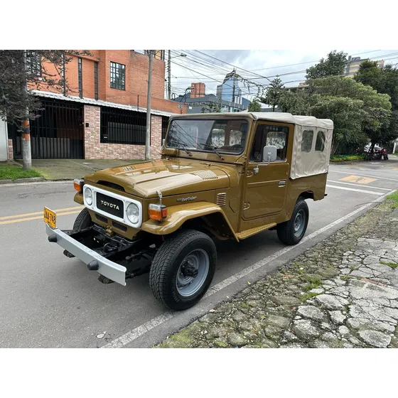 Toyota Fj 43