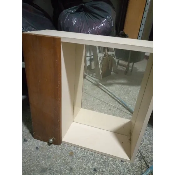Gabinete Para Baño. Usado