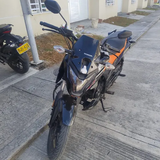 Honda X Blade 160