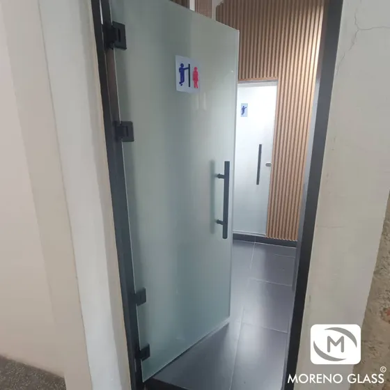 Puertas Batientes - Oficinas - Baños - Salas - 8mm Templado