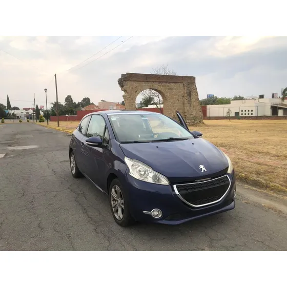 Peugeot 208 1.6 Allure 3p Mt