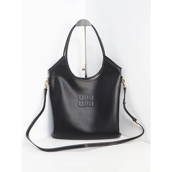 Bolso De Mano Miu De Piel Auténtica De Gran Capacidad Tipo C