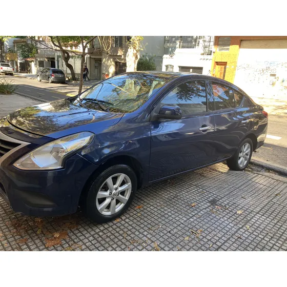 Nissan Versa 1.6 Advance At