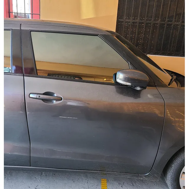 Suzuki Swift 2020 Cristal Puerta Delantera Derecha