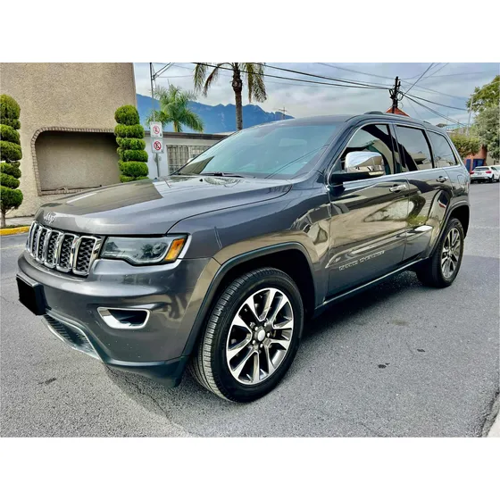 Jeep Grand Cherokee 3.6 Limited Lujo 4x2 Mt