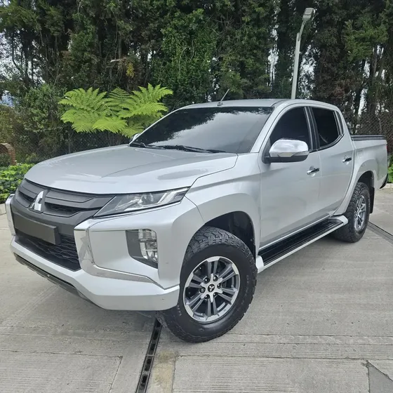 Mitsubishi L200 Sportero 2021 2.5 High Power