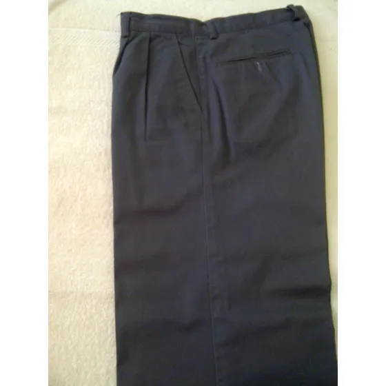 Pantalon Gris Oscuro Talla 32 Usado