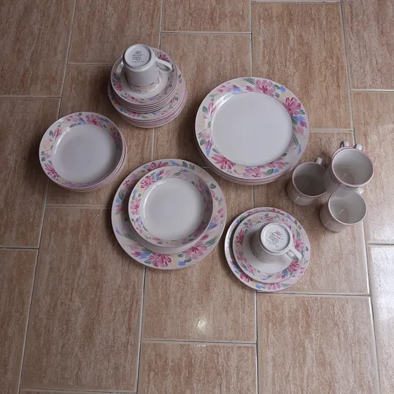 Vajilla De Porcelana Para 6 Personas (total 30 Piezas)