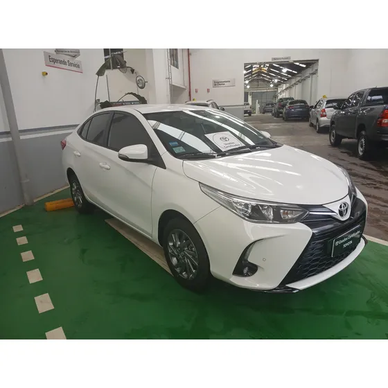 Toyota Yaris 1.5 107cv Xls Sedan