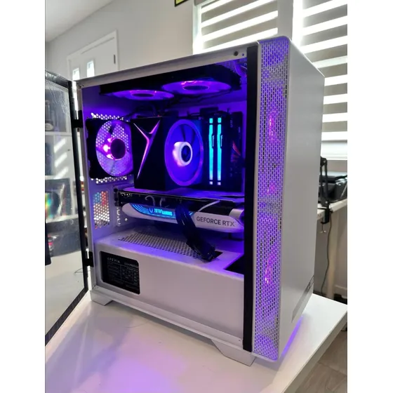 Pc De Mesa Gamer/amd Geforce Rtx 4070 Ti Súper Leer Descripc