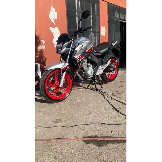 Honda Cb Twister 250. Titular Al Día Año 2022 18km Muy Estad