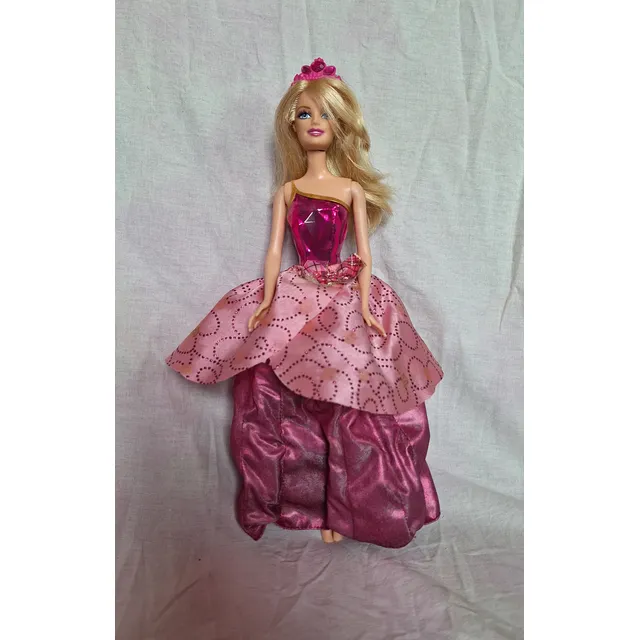 Boneca Barbie Blair Escola De Princesas Mattel