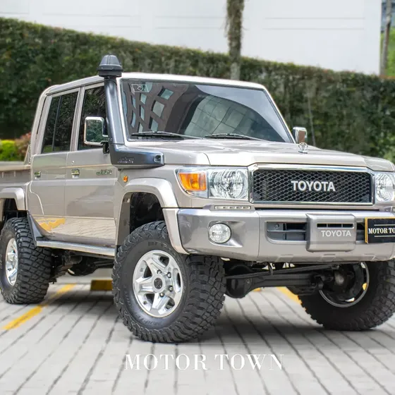 Toyota Land Cruiser 79 2019 4.0 79