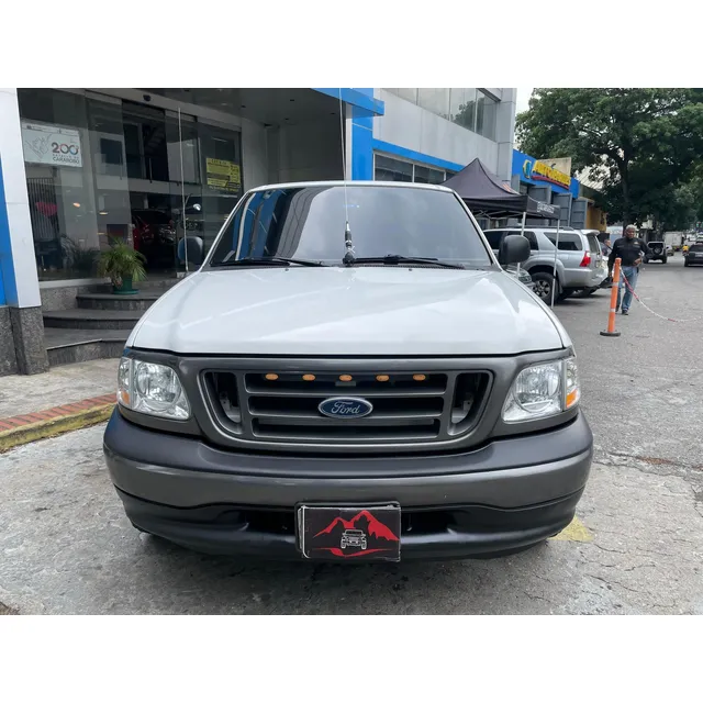Ford F-150 Pick Up