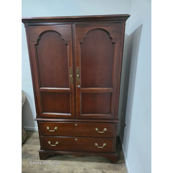 Mueble Madera  Americano