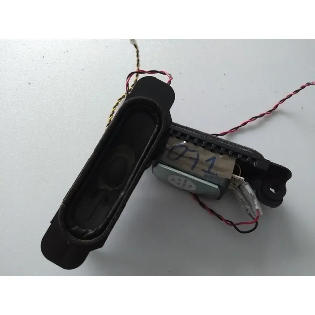 Bocinas Para Tv Atvio Atv 32sm Serie 071