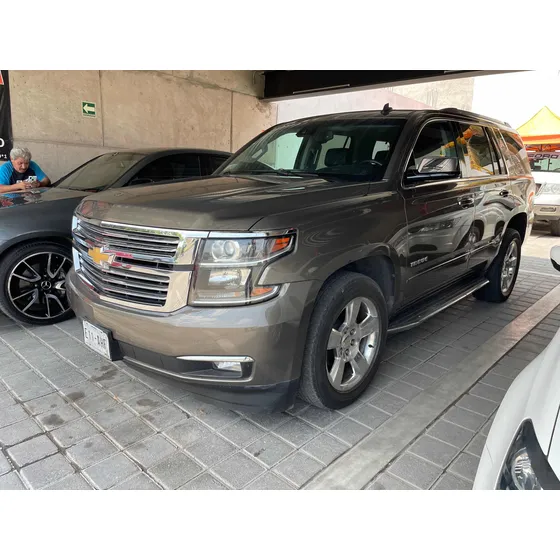 Chevrolet Tahoe 5.3 Ltz 4x4 Mt