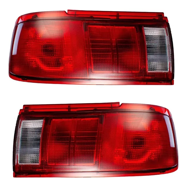 Calaveras Nissan Tsuru 3 2005-2017 Izq Der Par