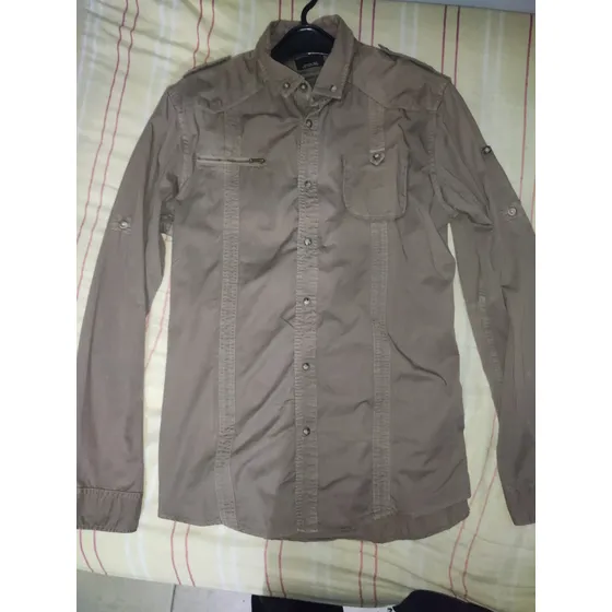 Camisa Tipo Safari O Estilo Militar (usado)