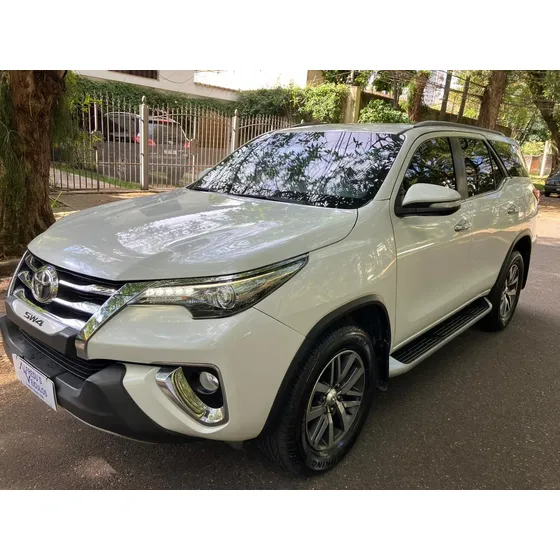 Toyota Sw4 2.8 Tdi Srx 7l 4x4 Aut. 5p