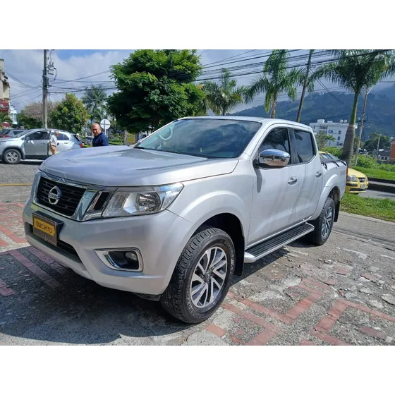 Nissan Frontier 2.5 Xe