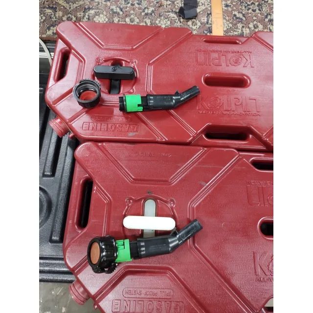 Bidón Combustible Kolpin 4 Galones Con Soportes