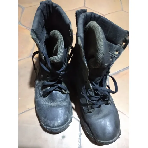 Botas Negras Usadas En Buen Estado/