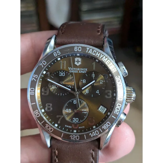 Reloj Victorinox Swiss Army Para Caballero Modelo 241151