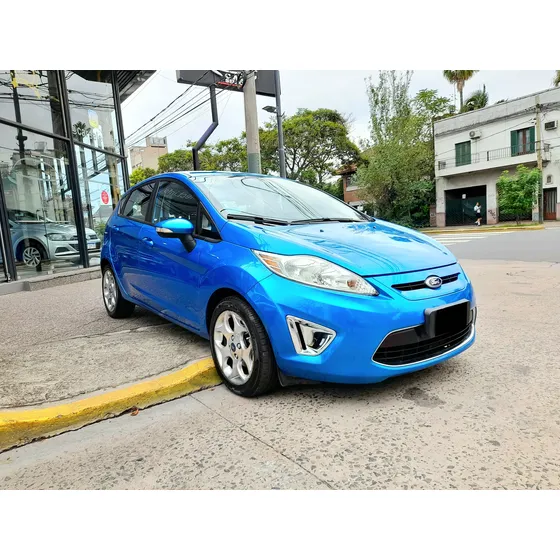 Ford Fiesta Kinetic Design 1.6 Titanium 120cv