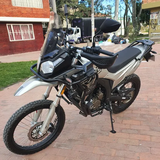 Modelo 2026  Poco Uso   Como Nueva Con Su Garantía De Conse