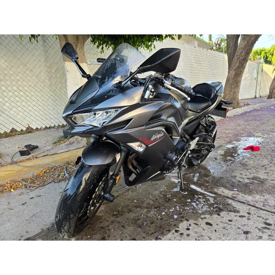 Kawasaki Ninja 650 Año 2022 En Excelentes Condiciones