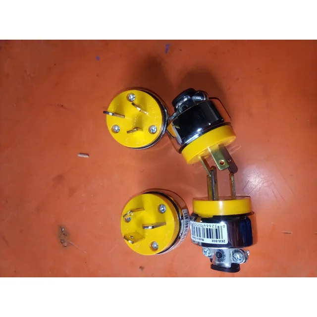 Tomacorriente Enchufe Macho 3 Polos 20amp 125/250v  Cooper