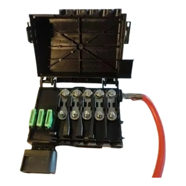 Caja De Fusibles Bateria Vw Jetta A4 Beetle 1j0937550 Cl