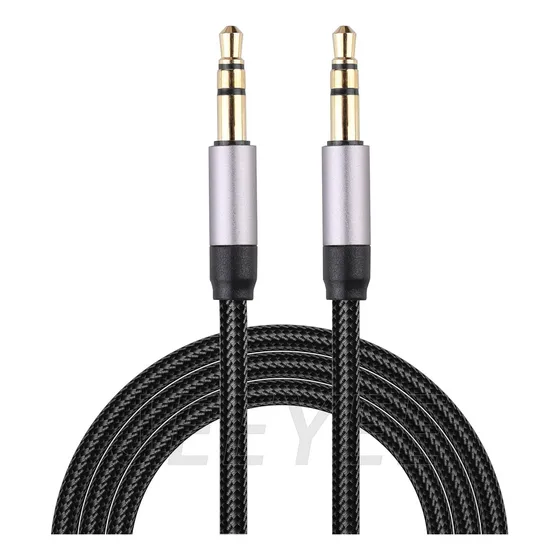 Cable Auxiliar 3.5mm Macho A Macho Alta Fidelidad Chapa Oro 2 Metros Color Negro Jeeyee, Para Todos Los Dispositivos Con Puerto Auxiliar Estándar De 3.5 Mm