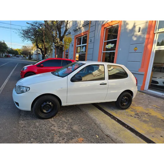 Fiat Palio 1.4 Fire Confort