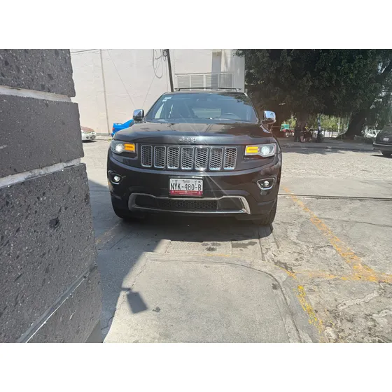 Jeep Grand Cherokee 5.7 Limited Premium V8 4x4 Mt