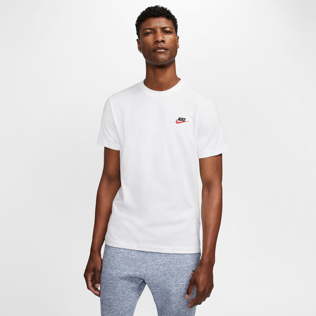 Camiseta Nike Sportswear Club Masculina Camiseta Nike Sportswear Club Masculina