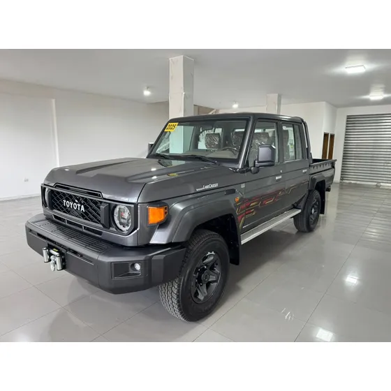 Toyota Lc79 Lx Automática 4x4 Gasolina