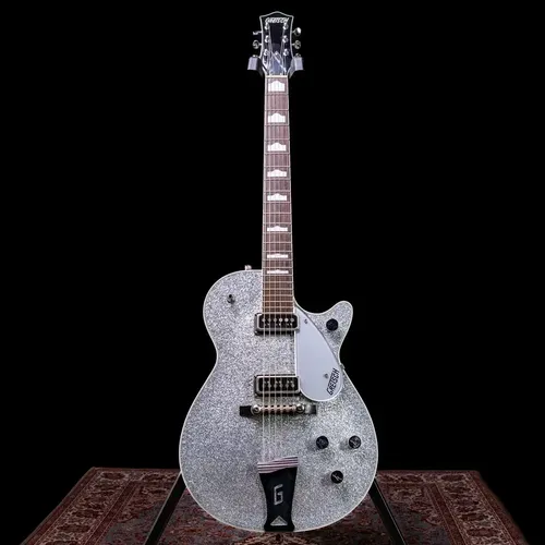 Guitarra elétrica Gretsch Streamliner G2215-P90 jet de nato mint