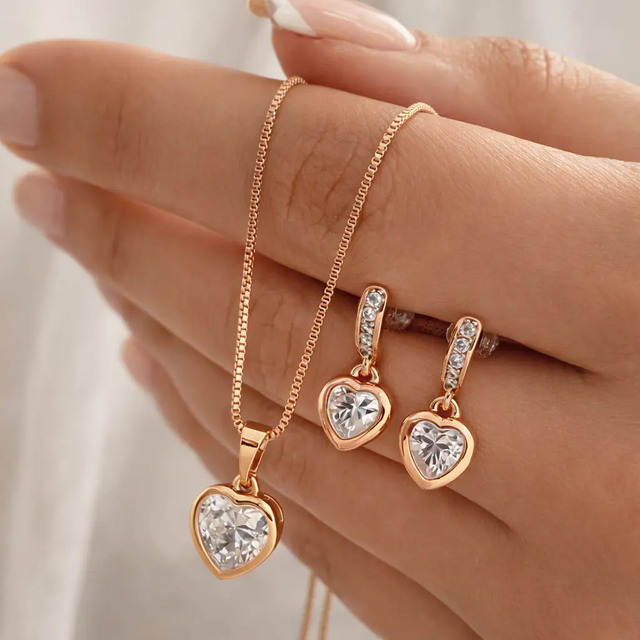 Kit Brinco E Colar Prata Dourado Corrente Feminino Pingente Coração Diamante